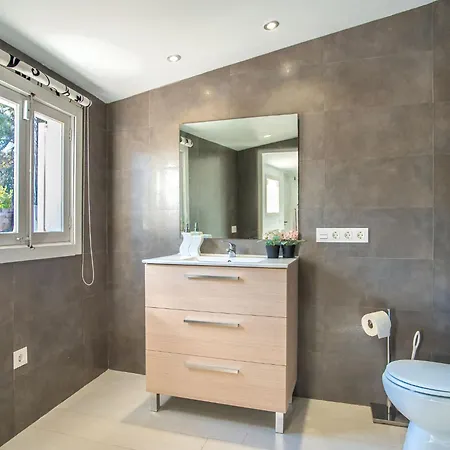 Bernat By Interhome Ferienhaus *