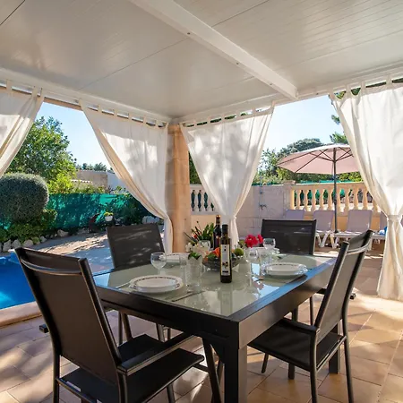 Holiday home Bernat By Interhome